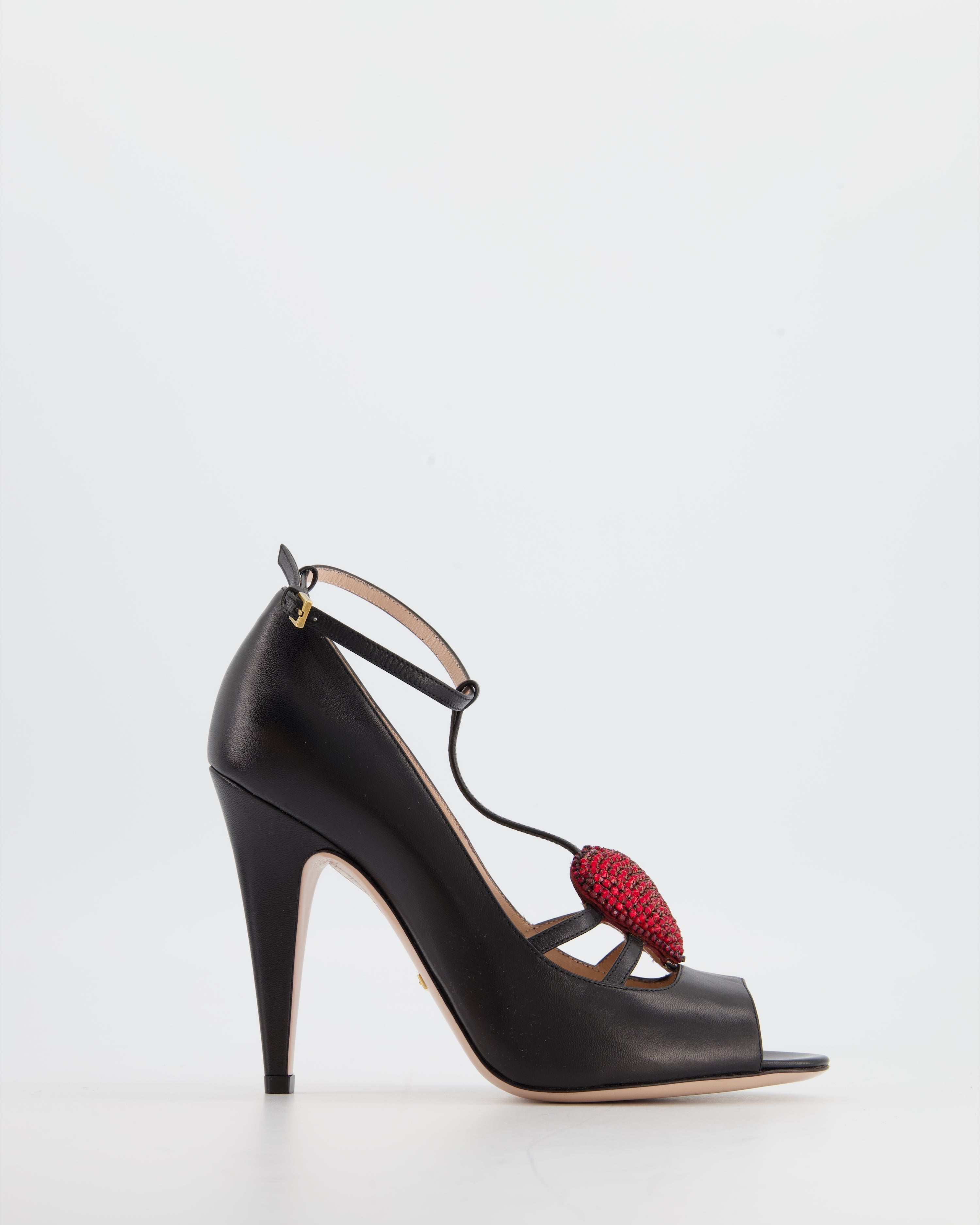 Gucci Black Leather Heels With Heart Detail Size 37.5