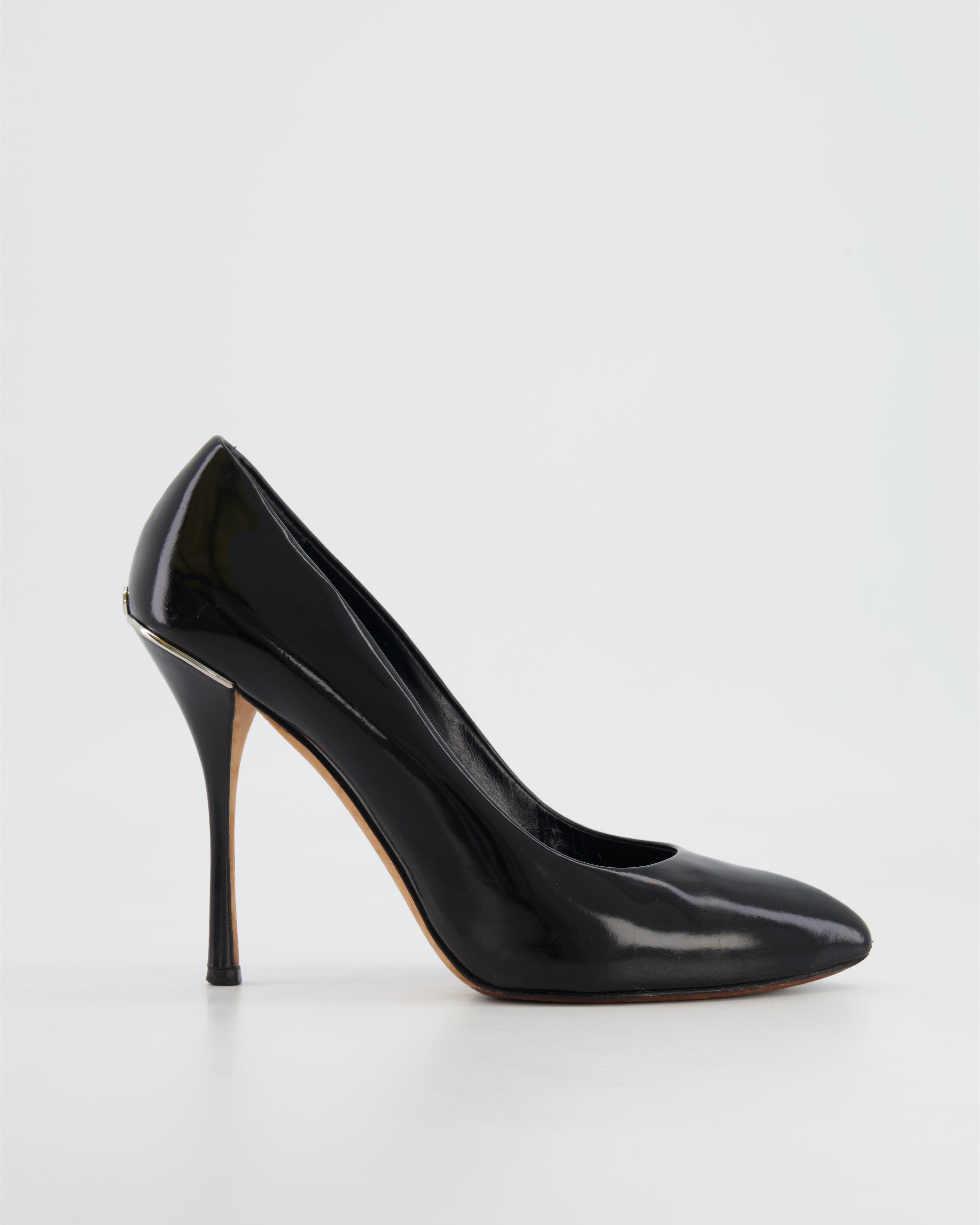 Gucci Black Leather Pumps with Silver Logo Details Size EU 37.5