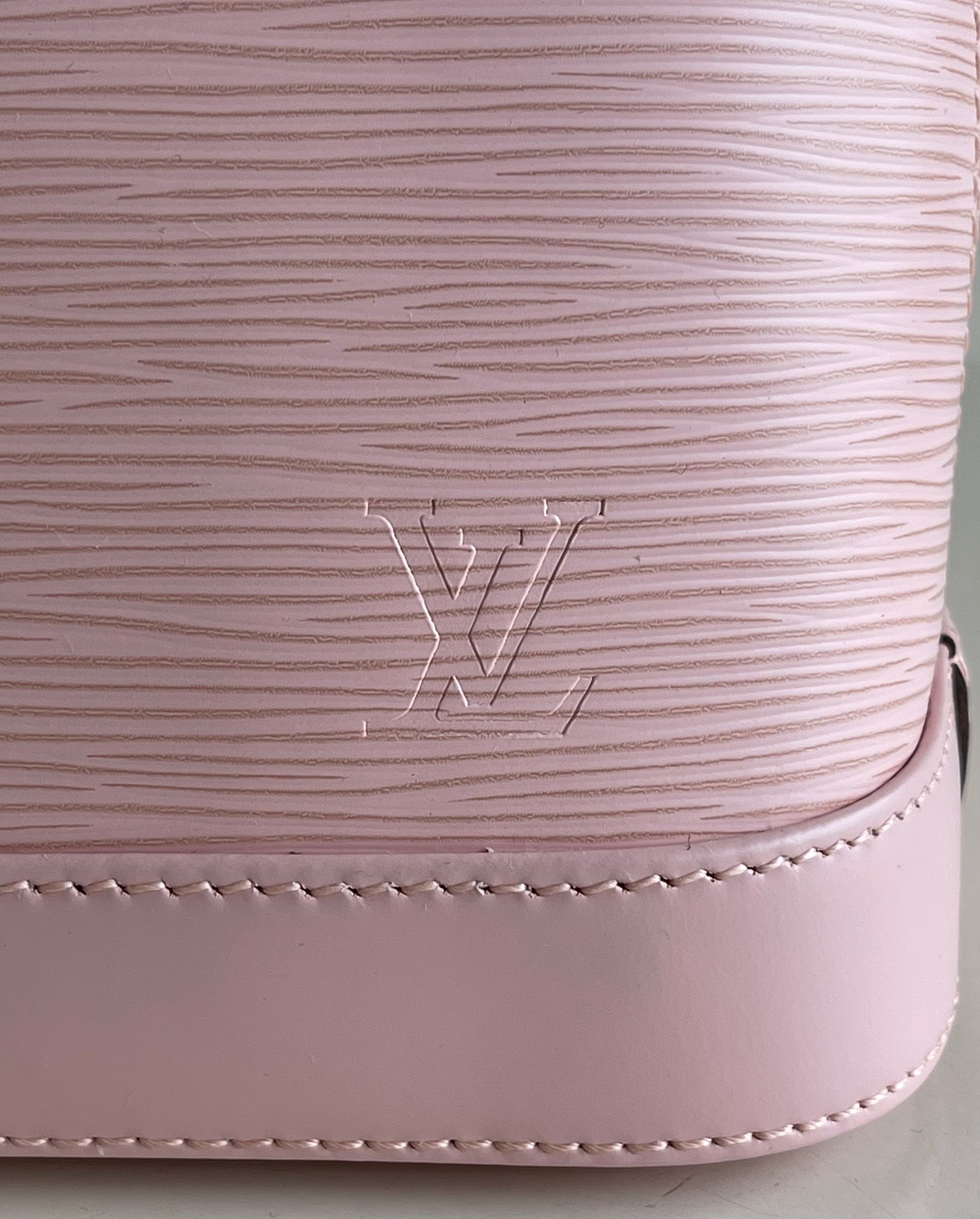 Louis Vuitton Alma BB Bag